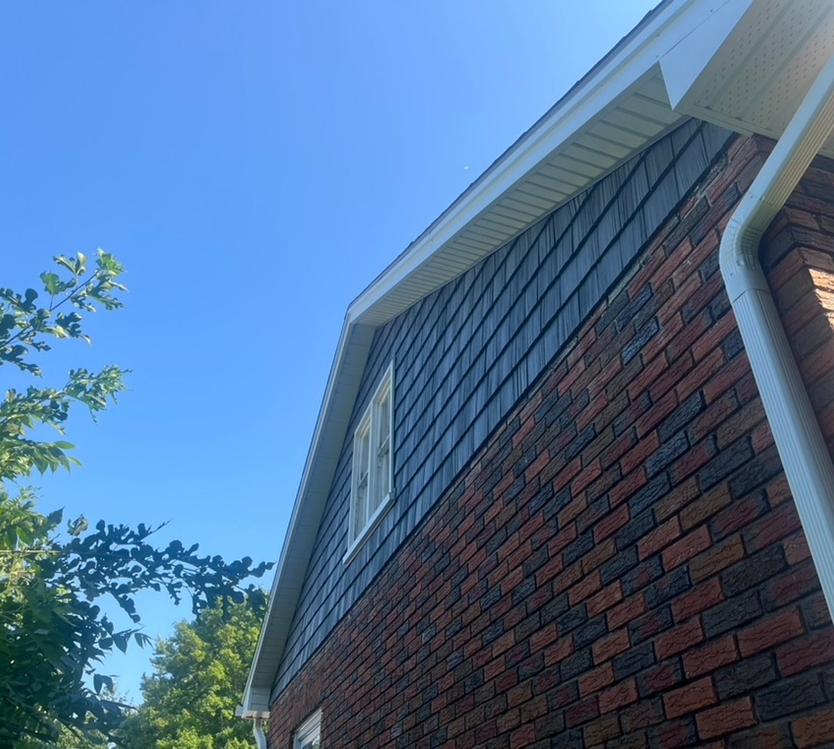 Aluminum soffit and fascia installation in Port Elgin